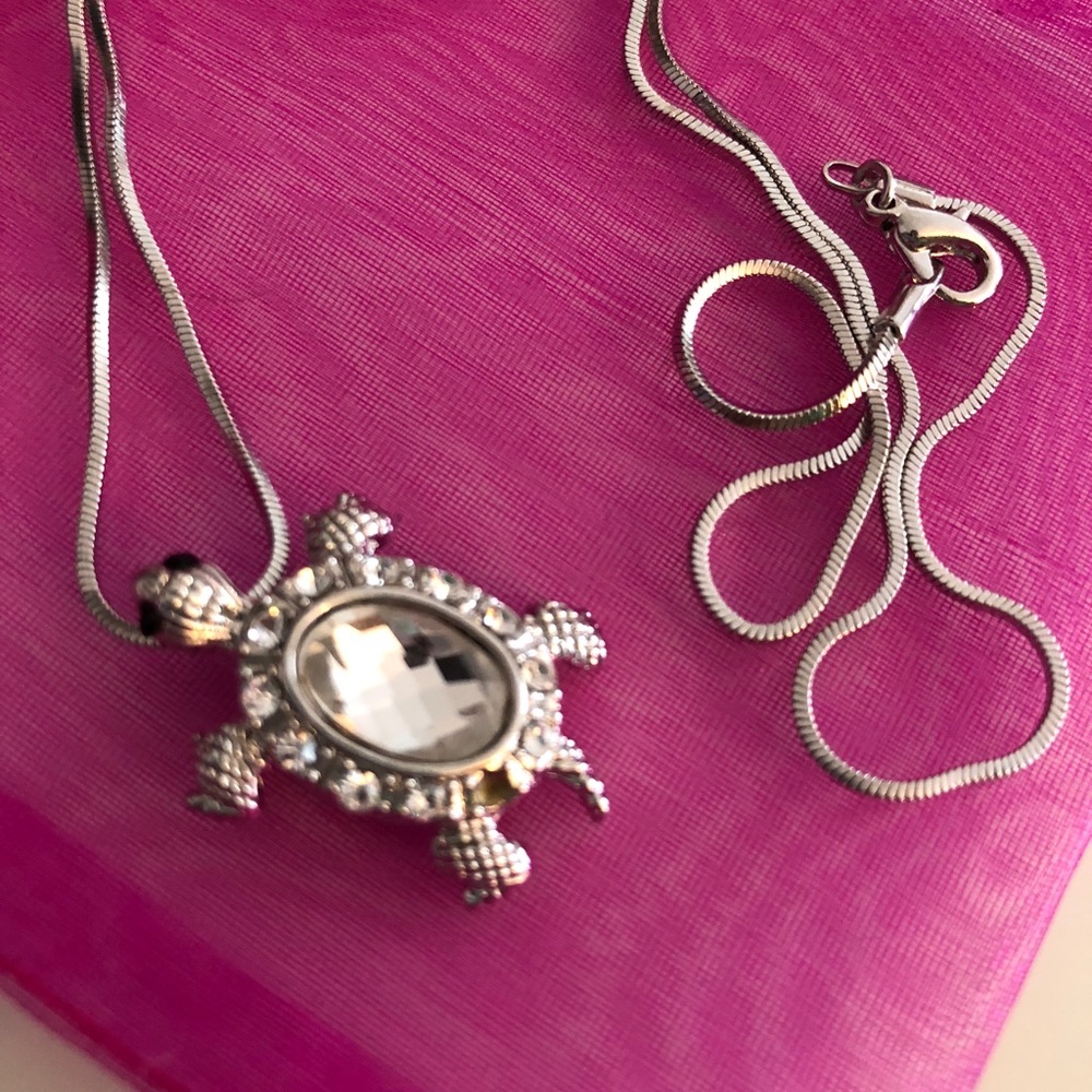 Turtle necklace - Picture 2 of 2